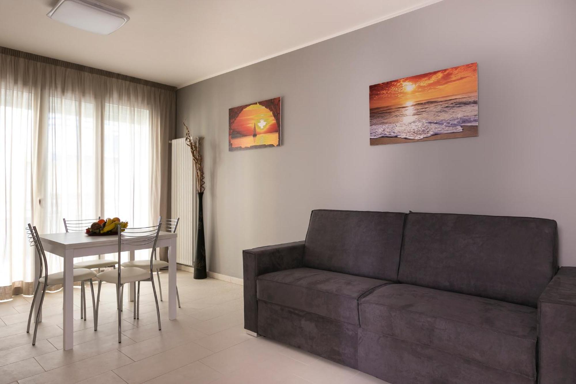 Aparthotel Residenza Riva Azzurra Rimini Esterno foto