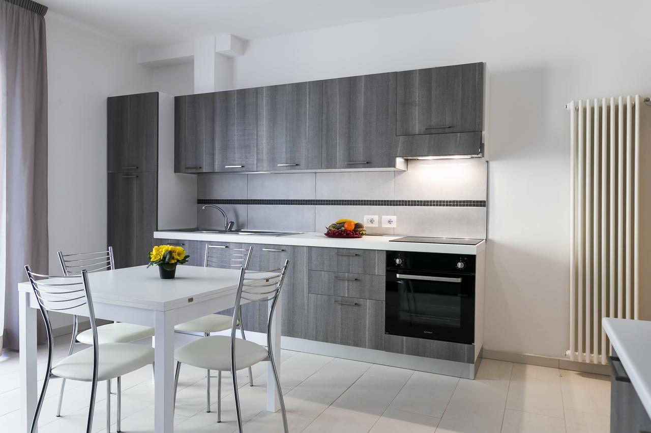 Aparthotel Residenza Riva Azzurra Rimini Esterno foto