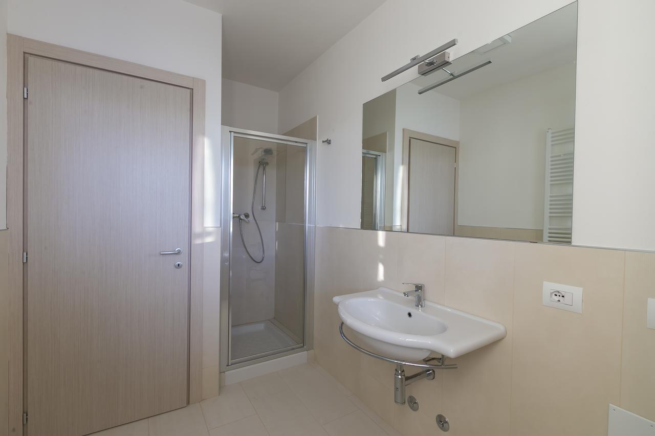Aparthotel Residenza Riva Azzurra Rimini Esterno foto