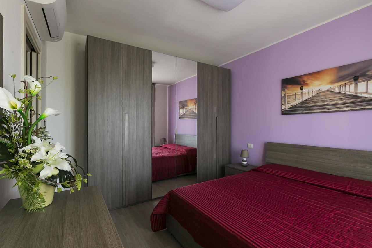 Aparthotel Residenza Riva Azzurra Rimini Esterno foto