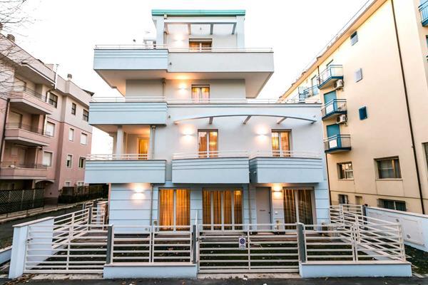 Aparthotel Residenza Riva Azzurra Rimini Esterno foto
