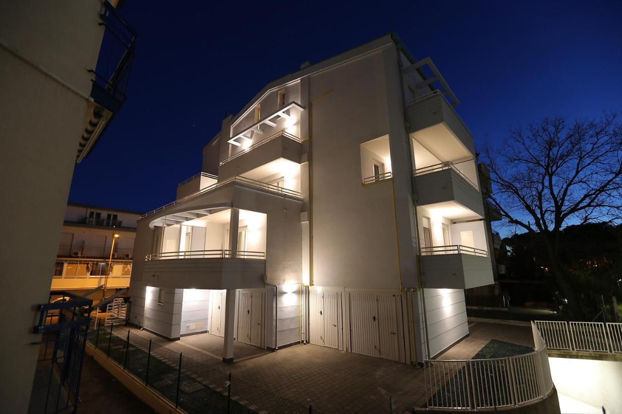 Aparthotel Residenza Riva Azzurra Rimini Camera foto